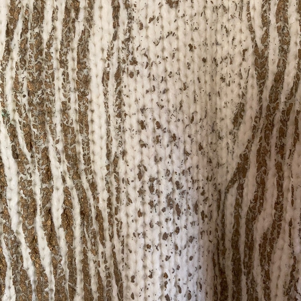 Sweater - Picture 2 of 4